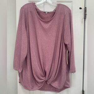 NWT Lynn Ryan top. Mauve in color and size 2X.